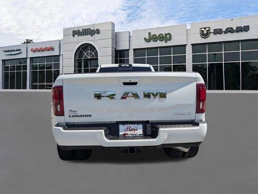 Bright White Clearcoat 2026 RAM 3500 Laramie