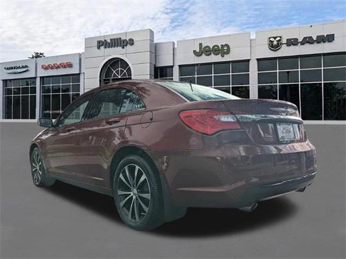 2013 Chrysler 200 Limited