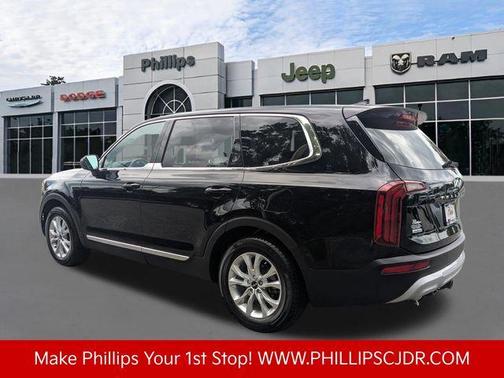 Ebony Black 2022 Kia Telluride LX