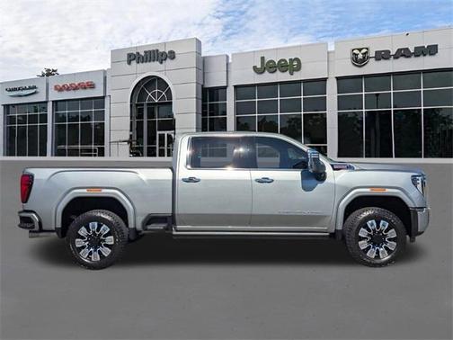 2024 GMC Sierra 2500 Denali
