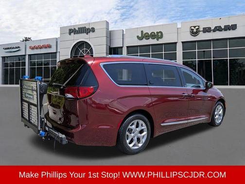 Velvet 2018 Chrysler Pacifica Touring-L Plus