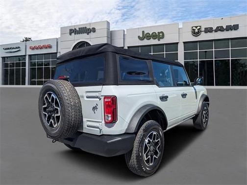 2022 Ford Bronco Base