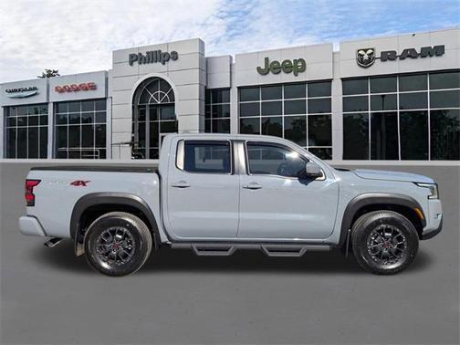 2022 Nissan Frontier PRO-4X