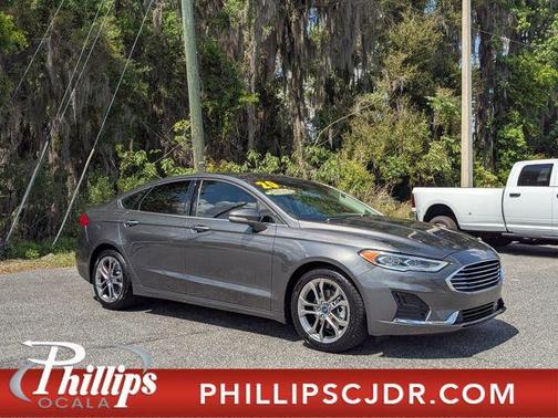 2020 Ford Fusion SEL