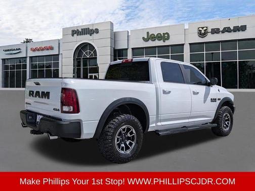 Bright White Clearcoat 2017 RAM 1500 Rebel