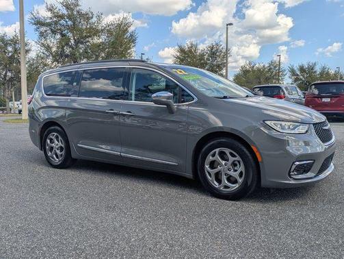 2022 Chrysler Pacifica Limited