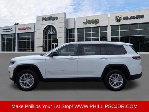 Bright White Clearcoat 2025 Jeep Grand Cherokee L Laredo