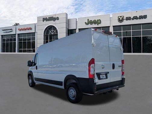 Bright White Clearcoat 2026 RAM ProMaster 2500 High Roof