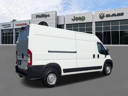 Bright White Clearcoat 2026 RAM ProMaster 2500 High Roof