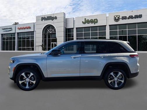 2026 Jeep Grand Cherokee Limited 4x2