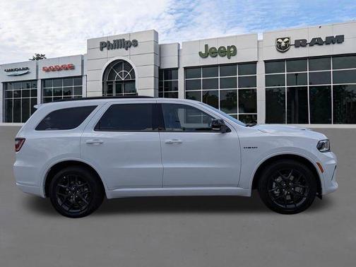 White 2026 Dodge Durango GT HEMI V8