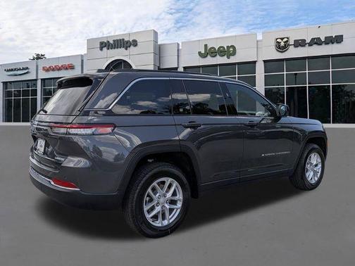 Gray 2026 Jeep Grand Cherokee Laredo