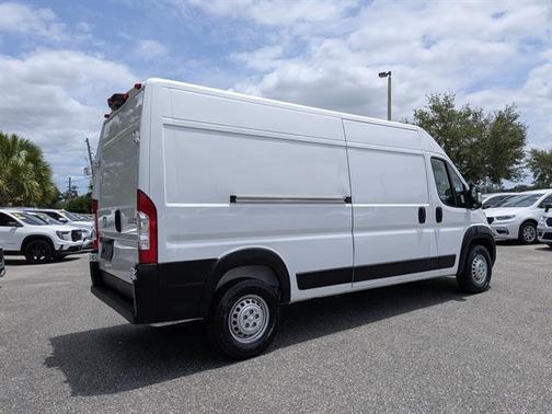 Bright White Clearcoat 2026 RAM ProMaster 2500 High Roof