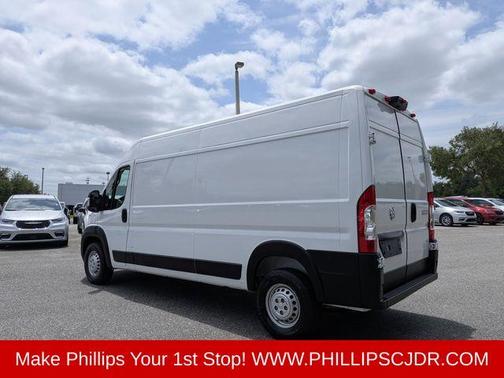 Bright White Clearcoat 2026 RAM ProMaster 2500 High Roof