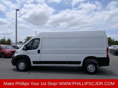 Bright White Clearcoat 2026 RAM ProMaster 2500 High Roof