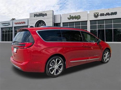 2026 Chrysler Pacifica Pinnacle