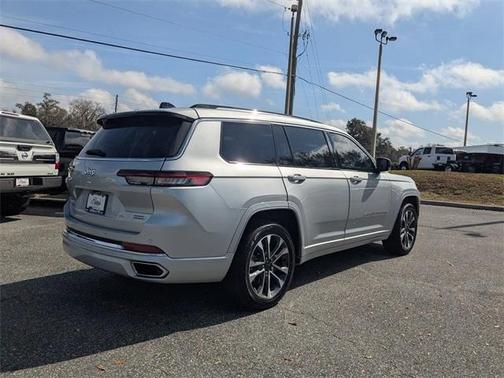 2023 Jeep Grand Cherokee L Overland