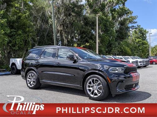 Black Clearcoat 2026 Dodge Durango GT Plus HEMI V8