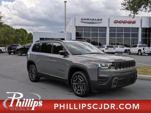 Sting Gray Clearcoat 2026 Jeep Cherokee LAREDO/LIMITED