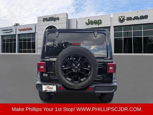 Black Clearcoat 2025 Jeep Wrangler 4xe Sahara