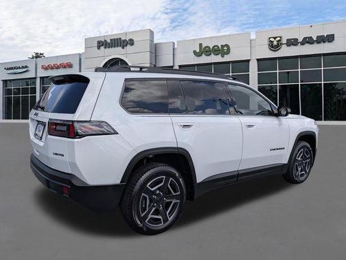 Bright White Clearcoat 2026 Jeep Cherokee LAREDO/LIMITED
