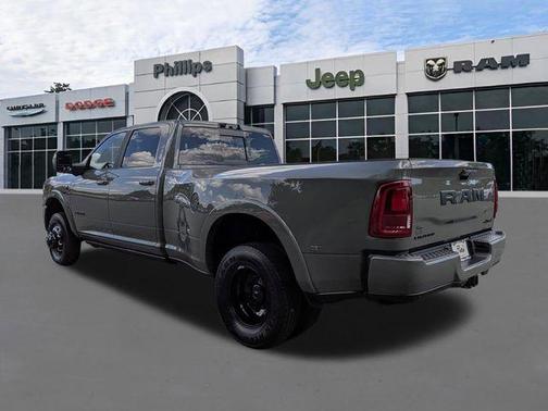 Ceramic White 2026 RAM 3500 Limited
