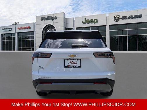 Summit White 2026 Chevrolet Equinox LT