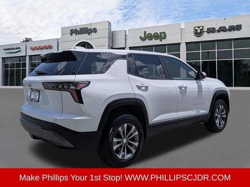 Summit White 2026 Chevrolet Equinox LT
