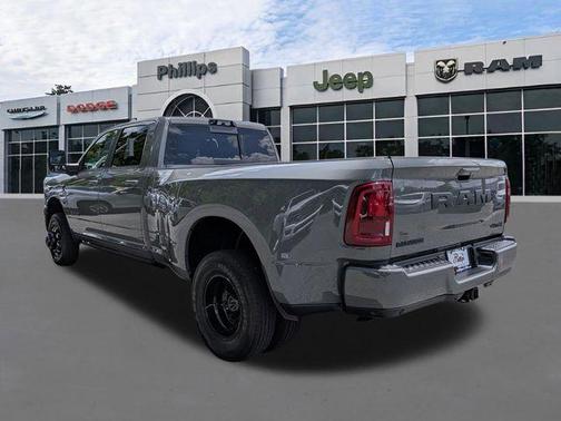 Ceramic Gray Clearcoat 2026 RAM 3500 Laramie