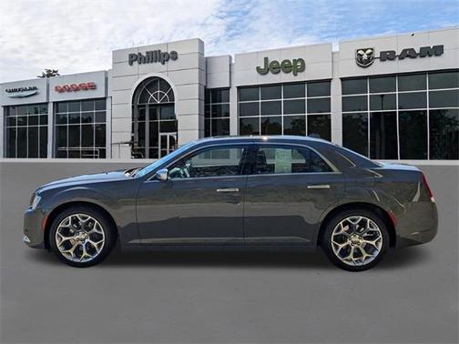 2018 Chrysler 300C 300C