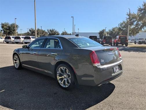 2018 Chrysler 300C 