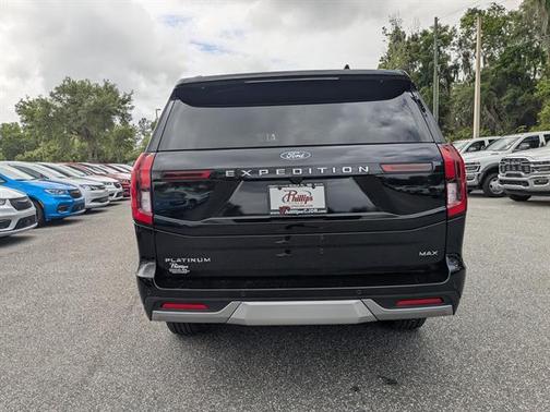 Agate Black 2025 Ford Expedition Max Platinum