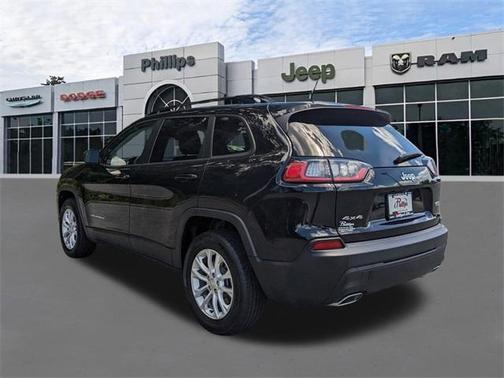 2022 Jeep Cherokee Latitude Lux
