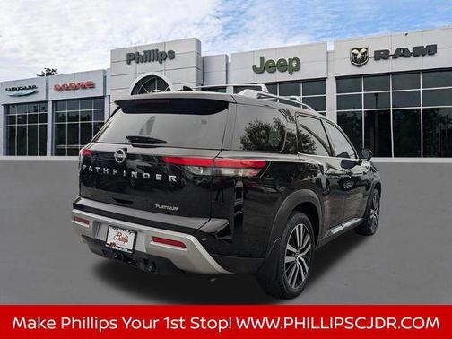 Black 2024 Nissan Pathfinder Platinum