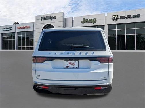 2024 Jeep Wagoneer L Series II