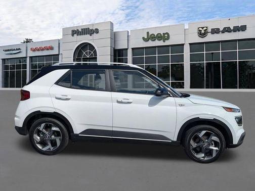 2024 Hyundai VENUE Limited