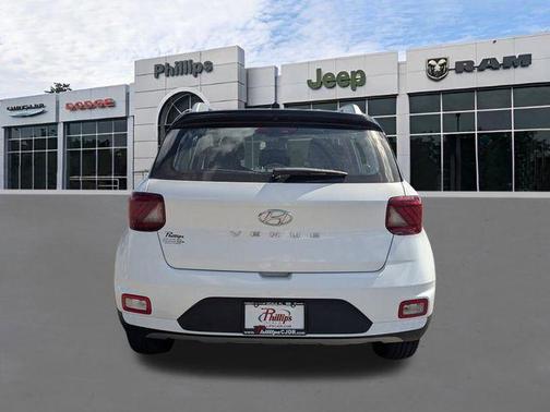 2024 Hyundai VENUE Limited