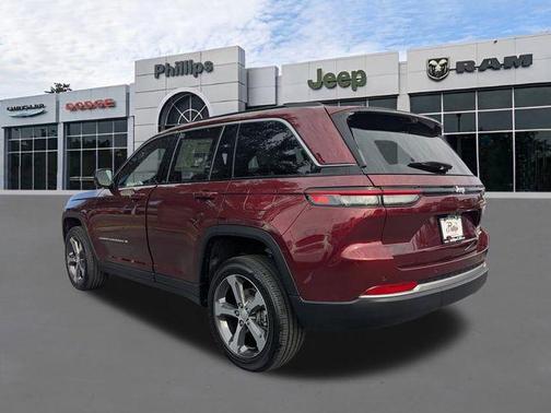 2026 Jeep Grand Cherokee Limited 4x2