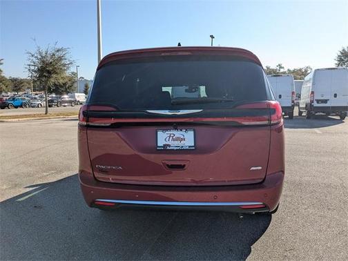 2026 Chrysler Pacifica Pinnacle