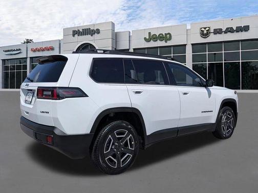 Bright White Clearcoat 2026 Jeep Cherokee LAREDO/LIMITED