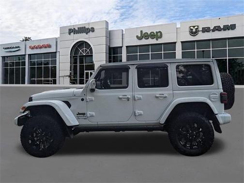 2023 Jeep Wrangler Sahara