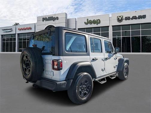 2022 Jeep Wrangler Unlimited Sport