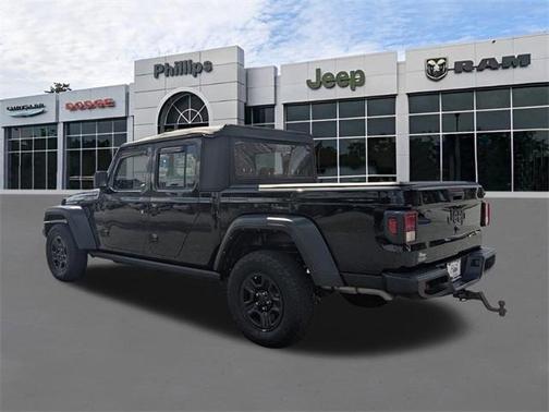 2022 Jeep Gladiator Sport