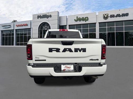 Bright White Clearcoat 2026 RAM 2500 Big Horn