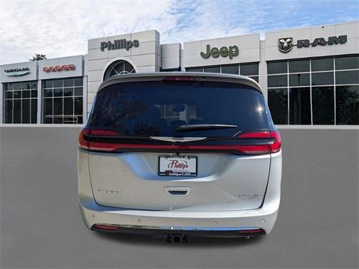 2026 Chrysler Pacifica Limited