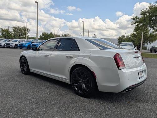 2021 Chrysler 300 S