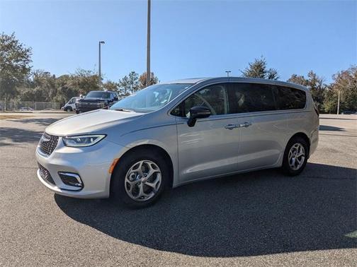2024 Chrysler Pacifica Limited