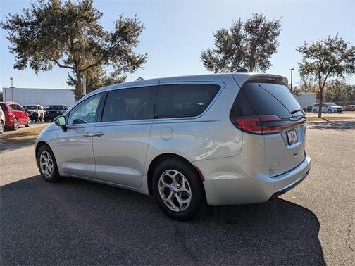 2024 Chrysler Pacifica Limited