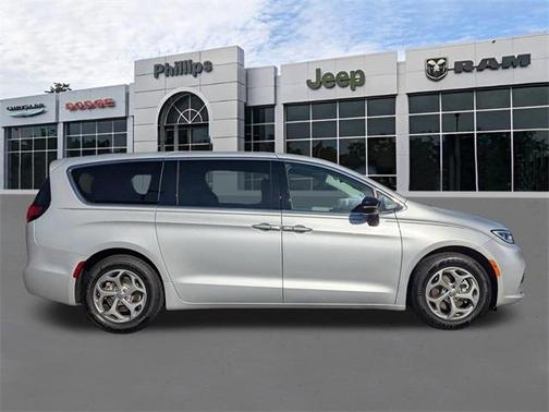 2024 Chrysler Pacifica Limited
