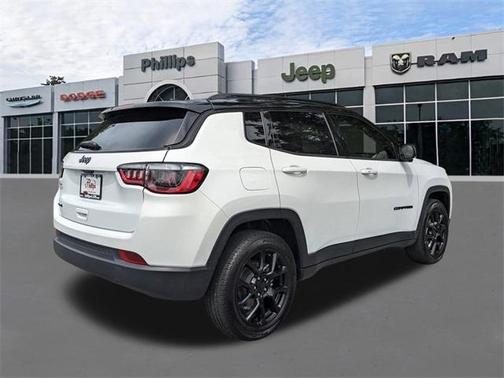 2023 Jeep Compass Altitude